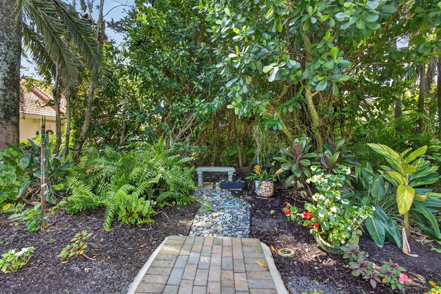 15822 Cypress Park Drive, Wellington, FL 33414