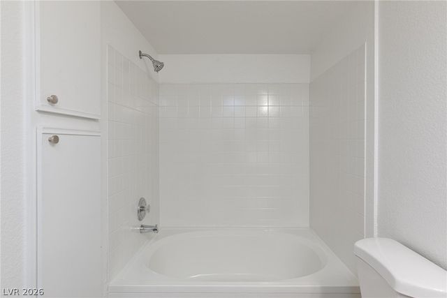 5055 West Hacienda Avenue 1021, Las Vegas, NV 89118