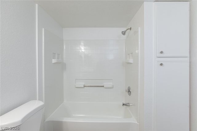 5055 West Hacienda Avenue 1021, Las Vegas, NV 89118