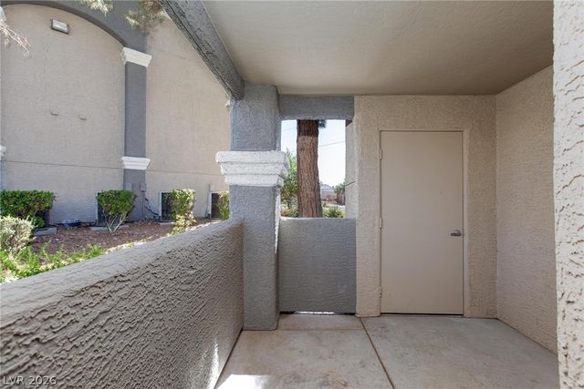5055 West Hacienda Avenue 1021, Las Vegas, NV 89118
