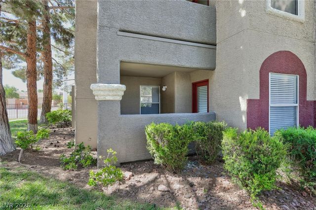 5055 West Hacienda Avenue 1021, Las Vegas, NV 89118