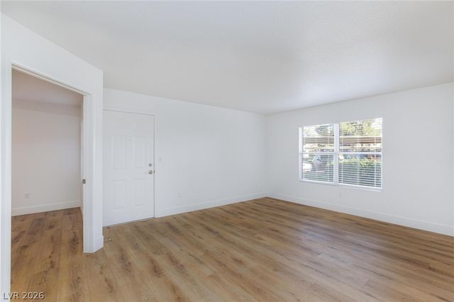 5055 West Hacienda Avenue 1021, Las Vegas, NV 89118