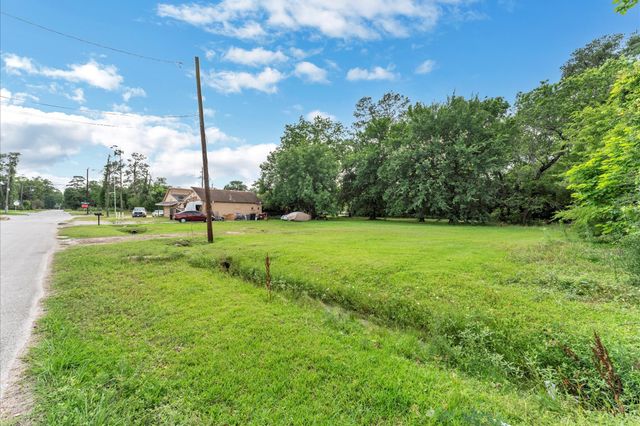 6213 Laura Koppe Road, Houston, TX 77016