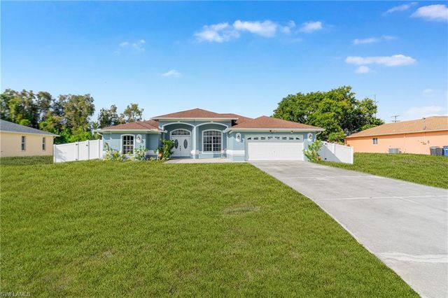 775 Arundel CIR, Fort Myers, FL 33913