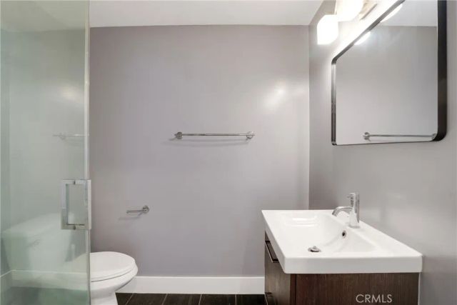5152 Romaine Street, Los Angeles, CA 90029