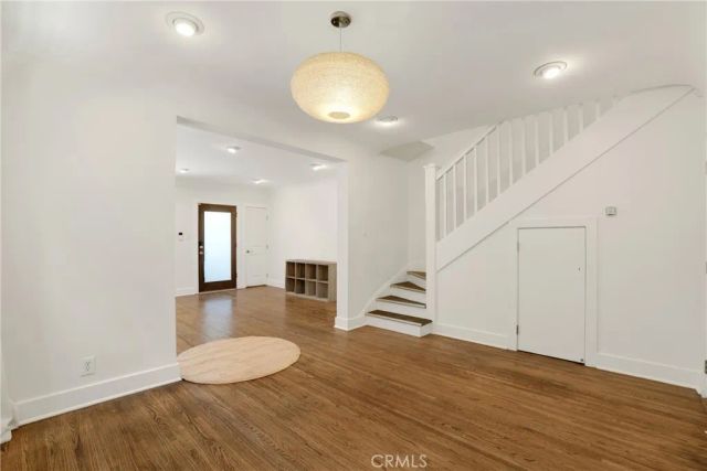 5152 Romaine Street, Los Angeles, CA 90029