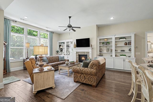 185 Mulberry Court, Peachtree City, GA 30269