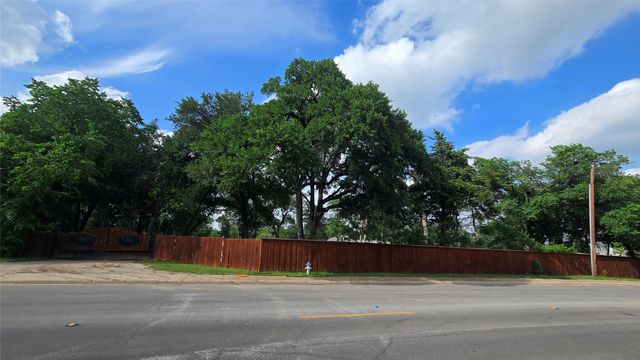 2401 Gibbs Williams Road, Dallas, TX 75233
