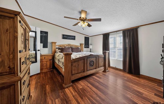 2000 W. An County Rd 441, Palestine, TX 75803