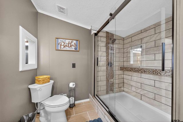 2000 W. An County Rd 441, Palestine, TX 75803