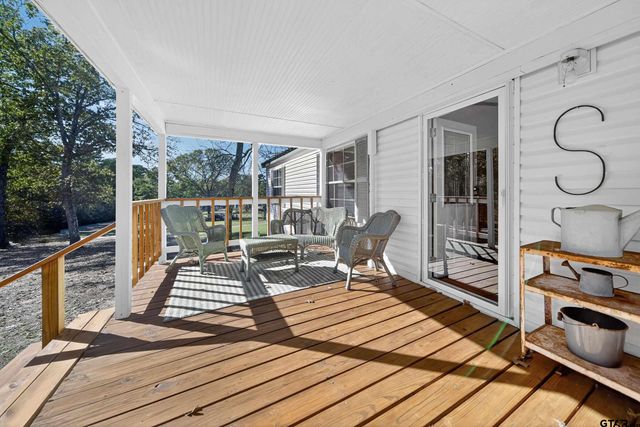 2000 W. An County Rd 441, Palestine, TX 75803