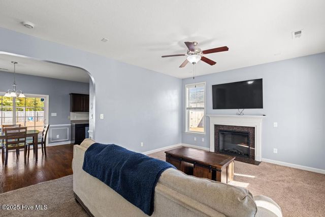 710 Ashley Meadow Lane, Jacksonville, NC 28546