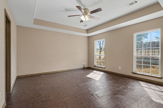 2821 STATE HIGHWAY 101, Bridgeport, TX 76426