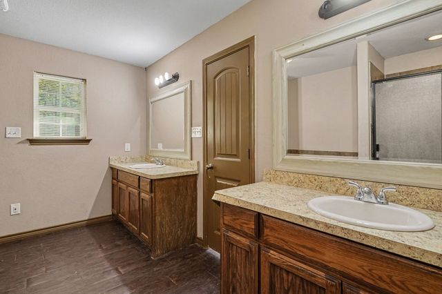 2821 STATE HIGHWAY 101, Bridgeport, TX 76426