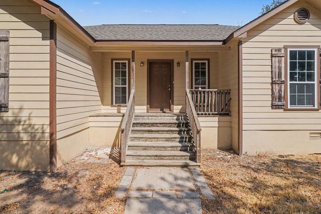 2821 STATE HIGHWAY 101, Bridgeport, TX 76426
