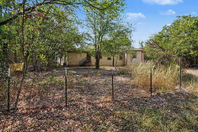 2821 STATE HIGHWAY 101, Bridgeport, TX 76426