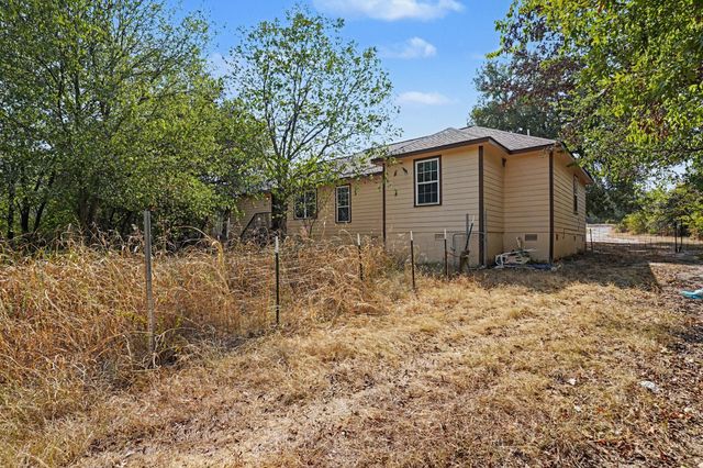 2821 STATE HIGHWAY 101, Bridgeport, TX 76426