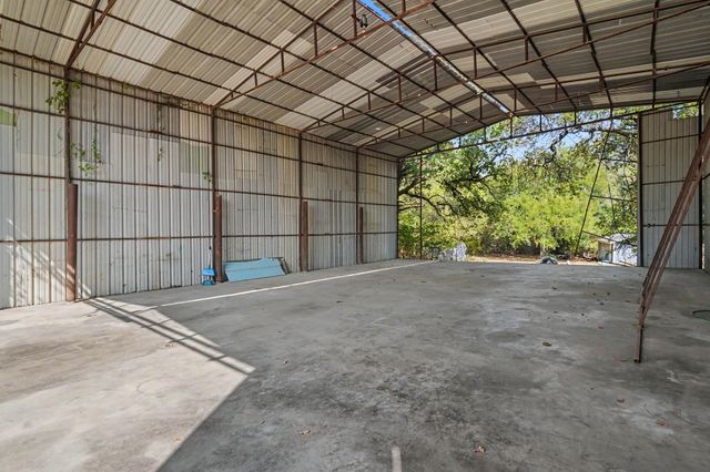 2821 STATE HIGHWAY 101, Bridgeport, TX 76426