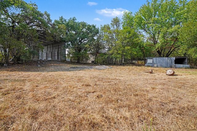 2821 STATE HIGHWAY 101, Bridgeport, TX 76426