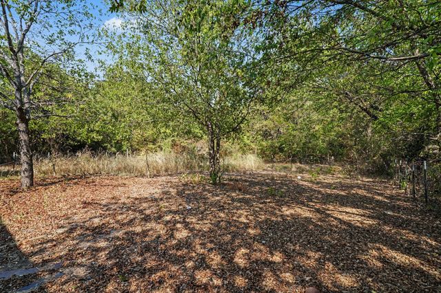 2821 STATE HIGHWAY 101, Bridgeport, TX 76426