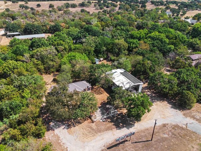 2821 STATE HIGHWAY 101, Bridgeport, TX 76426