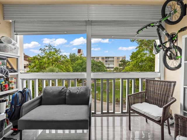 7021 Environ Boulevard 320, Lauderhill, FL 33319