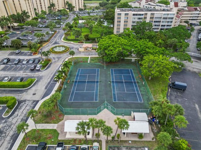 7021 Environ Boulevard 320, Lauderhill, FL 33319