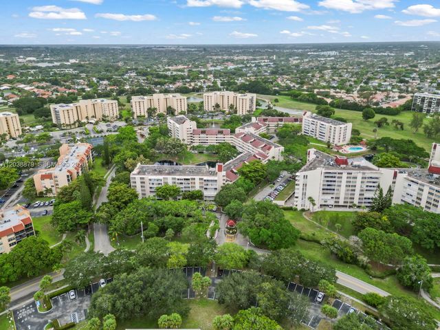 7021 Environ Boulevard 320, Lauderhill, FL 33319