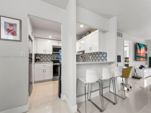7021 Environ Boulevard 320, Lauderhill, FL 33319