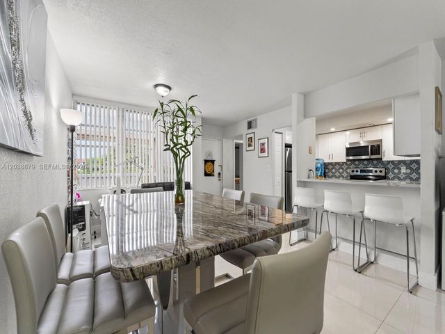 7021 Environ Boulevard 320, Lauderhill, FL 33319
