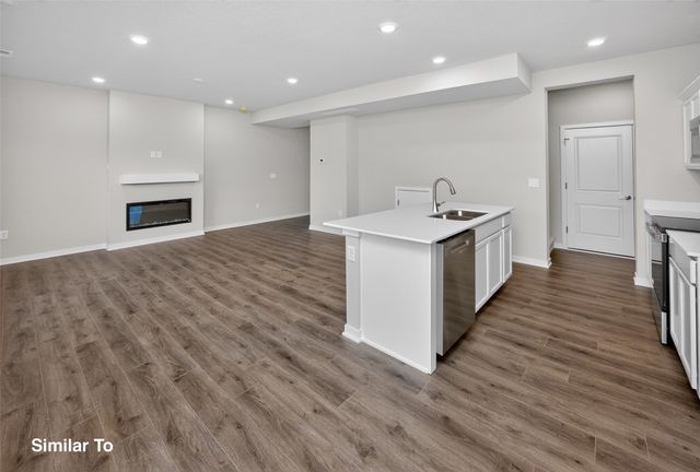 9160 Robinson Drive, West Des Moines, IA 50266