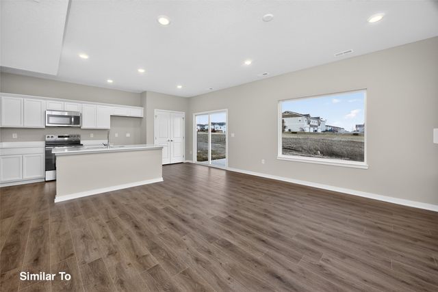 9160 Robinson Drive, West Des Moines, IA 50266