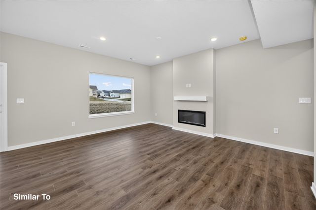 9160 Robinson Drive, West Des Moines, IA 50266