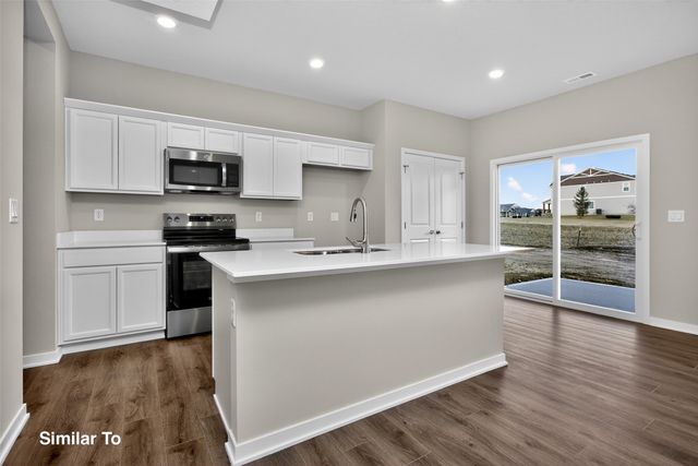 9160 Robinson Drive, West Des Moines, IA 50266