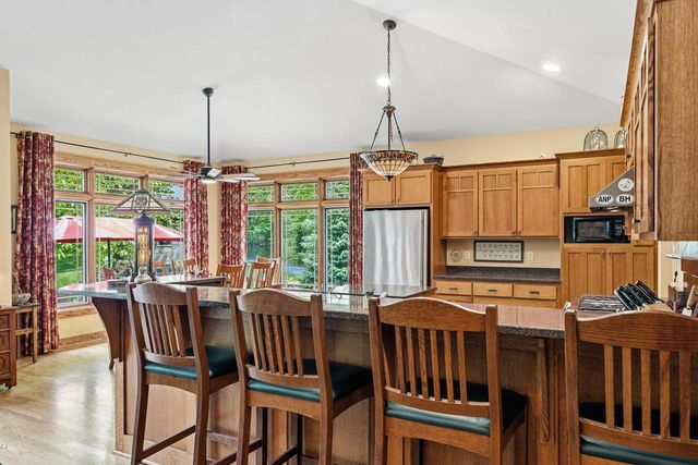 W4390 N Lake Shore DRIVE, Lake Geneva, WI 53147
