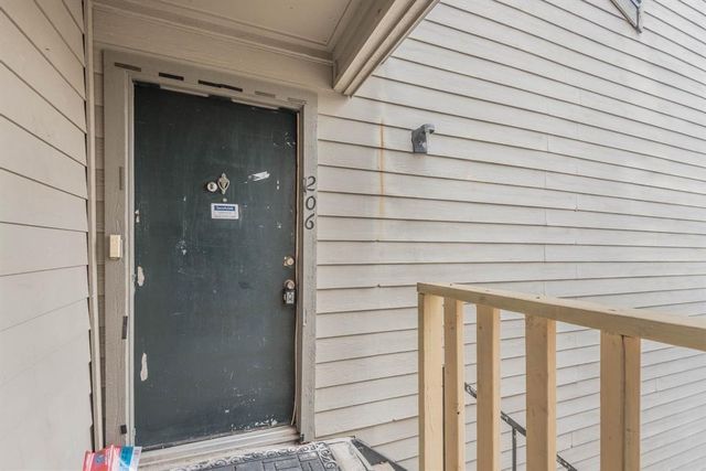 16111 Aspenglen Drive 206, Houston, TX 77084