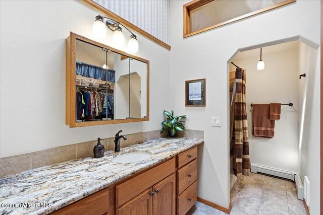 815 N Chisholm CT, Post Falls, ID 83854