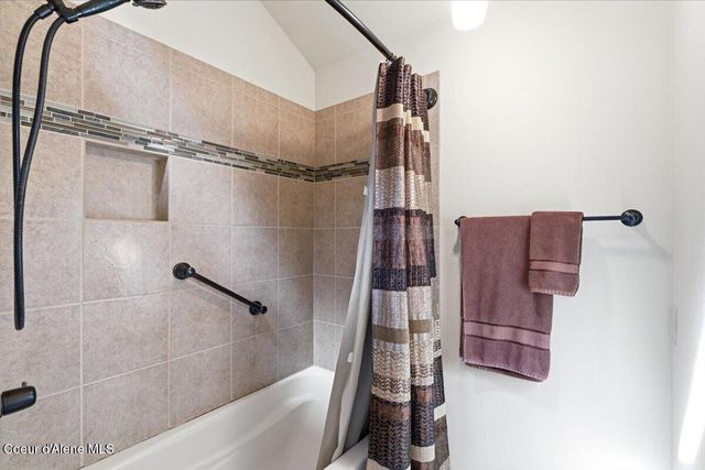 815 N Chisholm CT, Post Falls, ID 83854