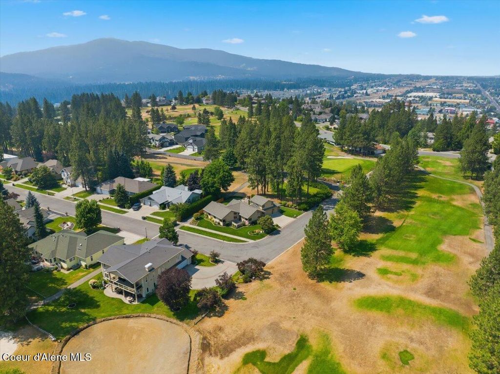 815 N Chisholm CT, Post Falls, ID 83854 photo 2