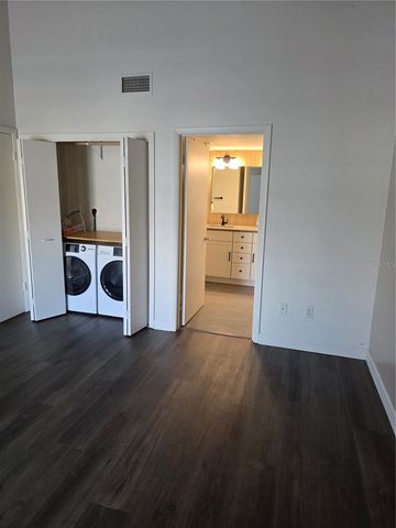 507 PLAZA SEVILLE COURT 514, Treasure Island, FL 33706
