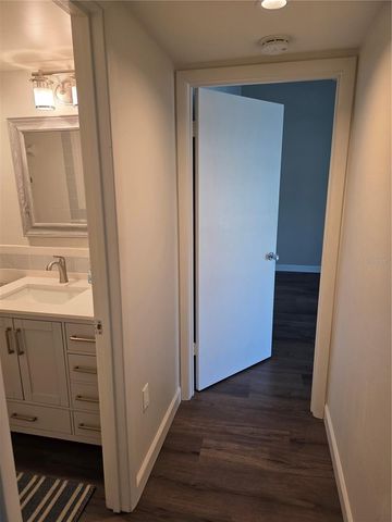 507 PLAZA SEVILLE COURT 514, Treasure Island, FL 33706