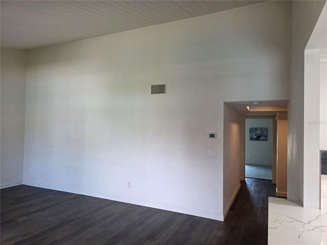 507 PLAZA SEVILLE COURT 514, Treasure Island, FL 33706