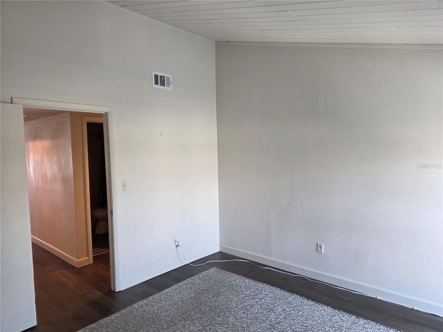 507 PLAZA SEVILLE COURT 514, Treasure Island, FL 33706