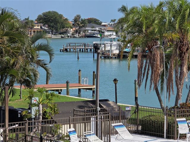 507 PLAZA SEVILLE COURT 514, Treasure Island, FL 33706