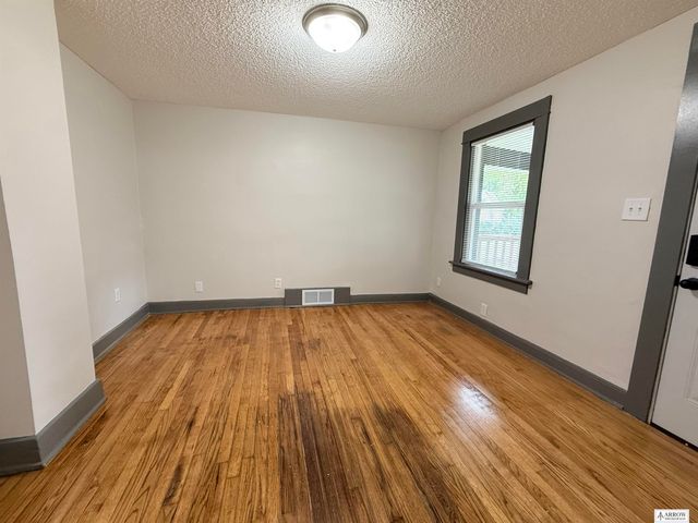 236 W E Street, Lincoln, NE 68508