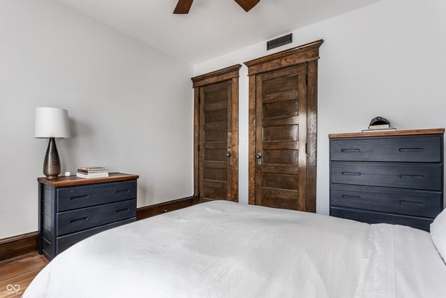 108 E Saint Clair Street APT G, Indianapolis, IN 46204