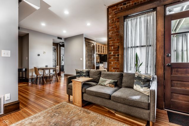 108 E Saint Clair Street APT G, Indianapolis, IN 46204