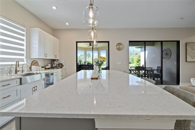 11414 JUGLANS DRIVE, Odessa, FL 33556