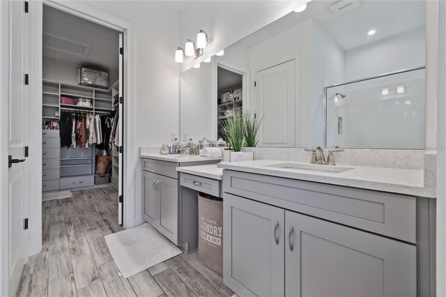 11414 JUGLANS DRIVE, Odessa, FL 33556