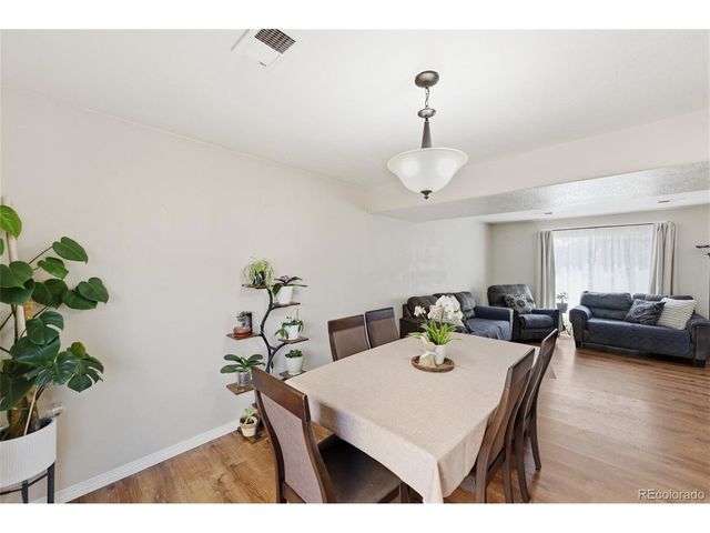 4993 Jasper Ct, Denver, CO 80239